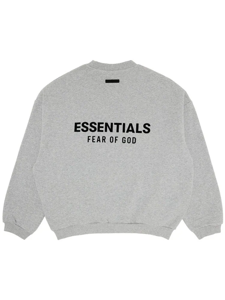 Свитер Fear of God Essentials Fleece Crewneck II — изображение 2 из 3, светлый серый