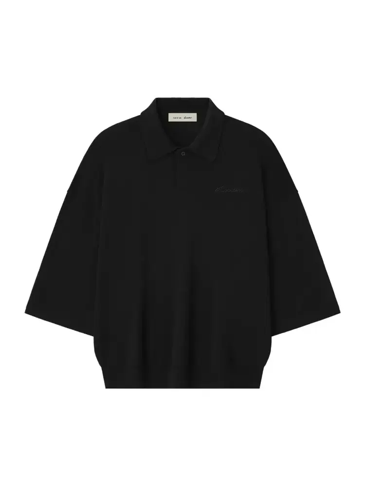 Фирменная трикотажная рубашка-поло с рукавами три четверти Fear of God Essentials — изображение 1 из 2, черный