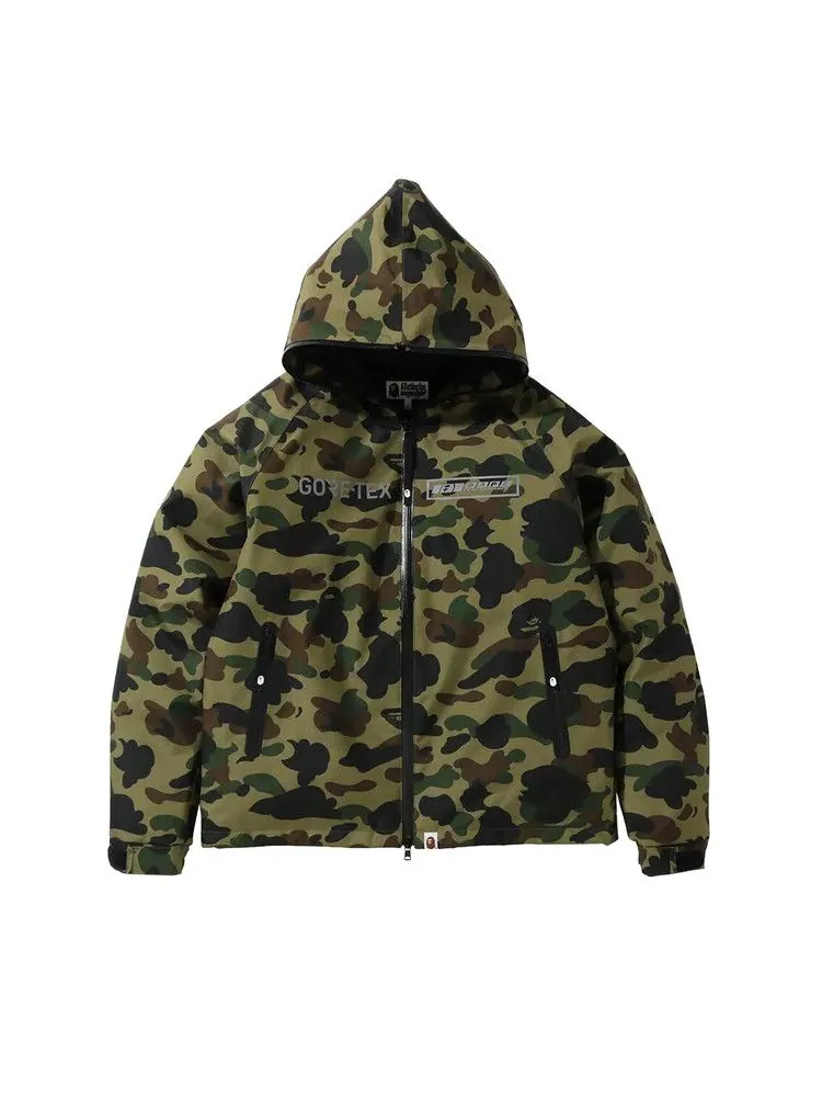 Худи BAPE GORE-TEX 1st Camo Hoodie Down Jacket — изображение 1 из 2, зеленый