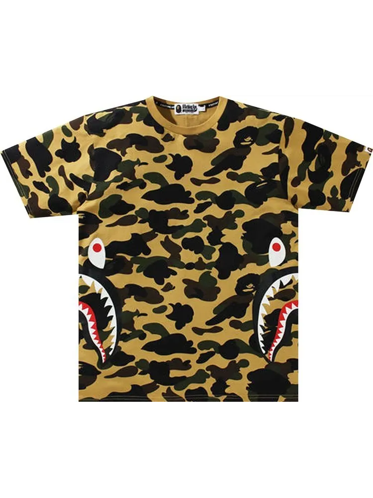 Футболка BAPE 1st Camo Side Shark Tee 'Yellow' — изображение 1 из 2, желтый