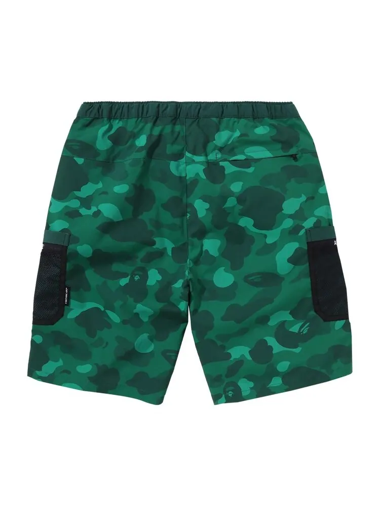 Шорты BAPE Color Camo Mesh Pocket Shorts — изображение 2 из 2, зеленый