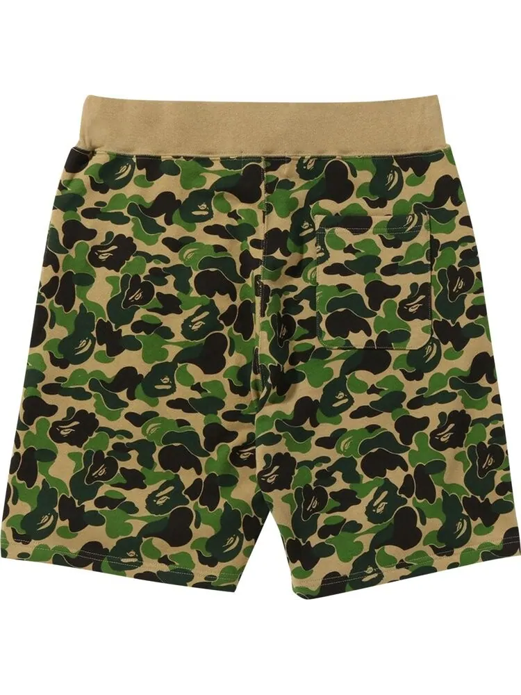 Шорты BAPE ABC Camo Sweatshorts 'Green' — изображение 2 из 2, зеленый