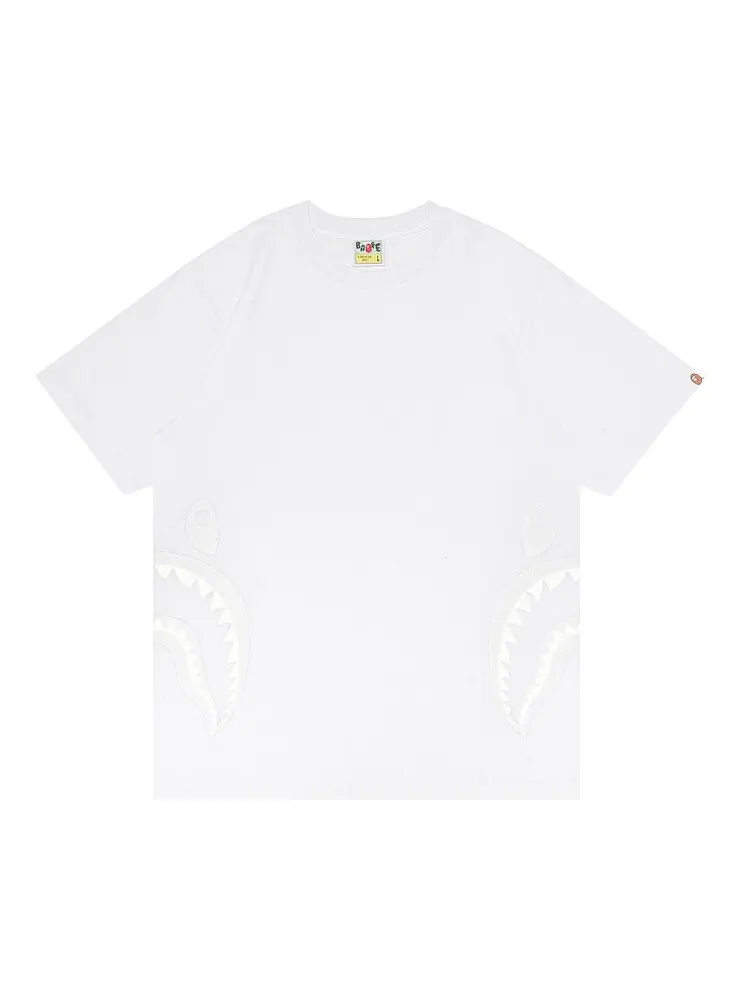 Футболка GOAT Exclusive BAPE Side Shark Tee In White — изображение 1 из 3, белый