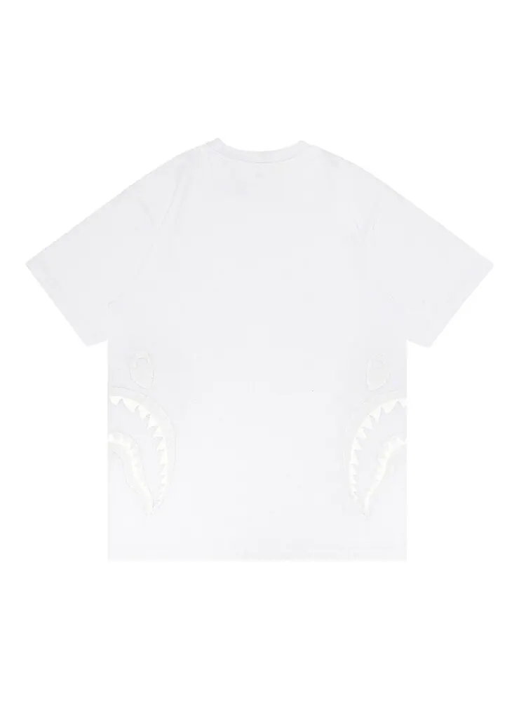 Футболка GOAT Exclusive BAPE Side Shark Tee In White — изображение 2 из 3, белый