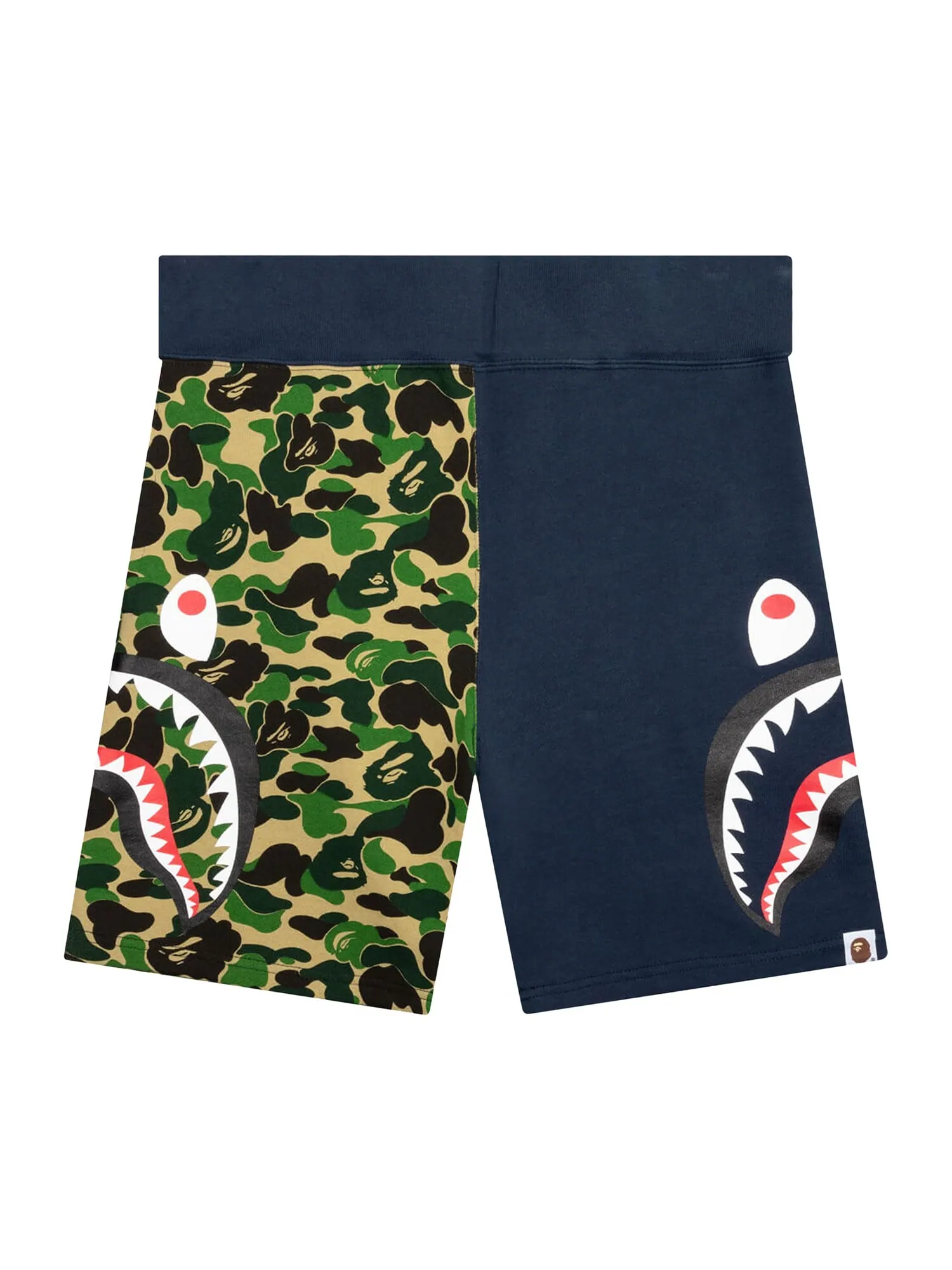 BAPE ABC Камуфляжные спортивные шорты с изображением акулы