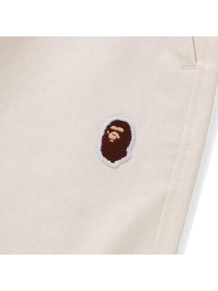 Шорты BAPE Ape Head One Point 2 Pleat Easy Chino Shorts — изображение 3 из 3, белый