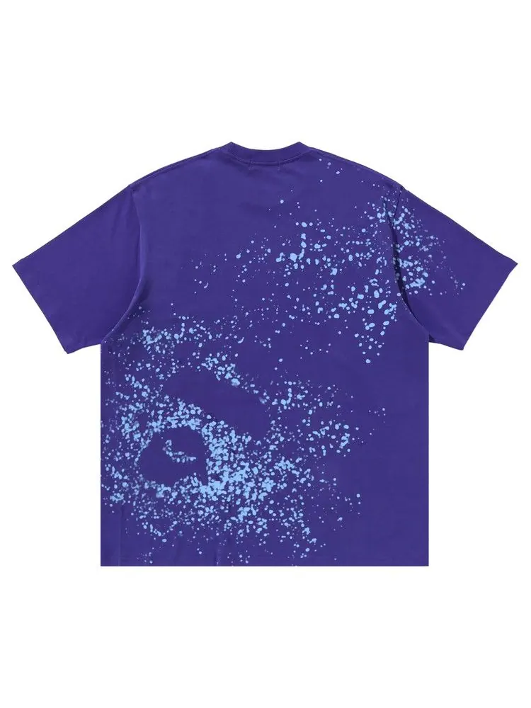 Футболка BAPE Spray Print Slogan Relaxed Fit Tee — изображение 2 из 2, фиолетовый