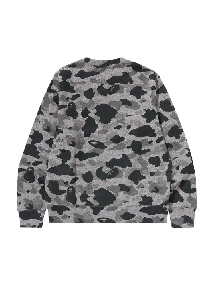 Свитер BAPE Camo Ape Head One Point Crewneck Sweat — изображение 2 из 3, серый