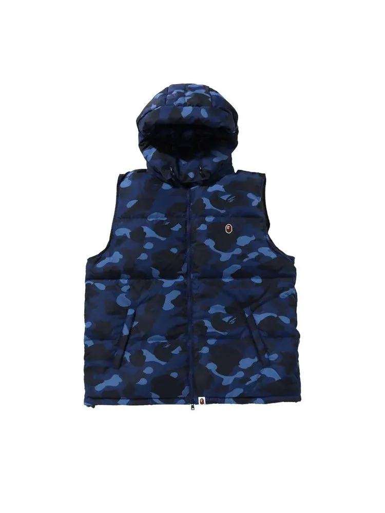 Утепленный жилет BAPE Color Camo Down Vest — изображение 1 из 3, темно-синий