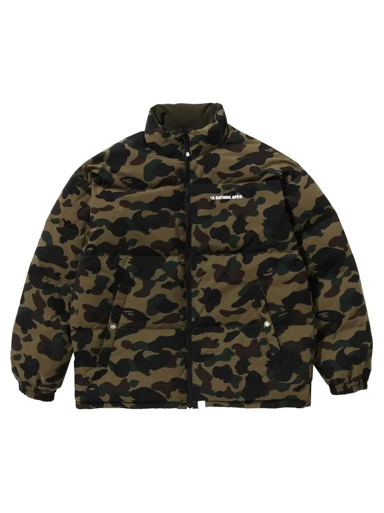 Куртка BAPE 1st Camo Reversible Down Jacket — изображение 1 из 3, зеленый