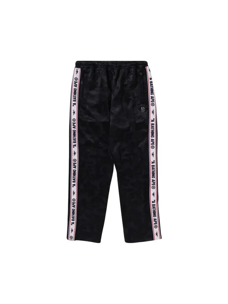 Спортивные брюки BAPE Solid Camo One Point Relaxed Fit Sweatpants — изображение 1 из 3, черный
