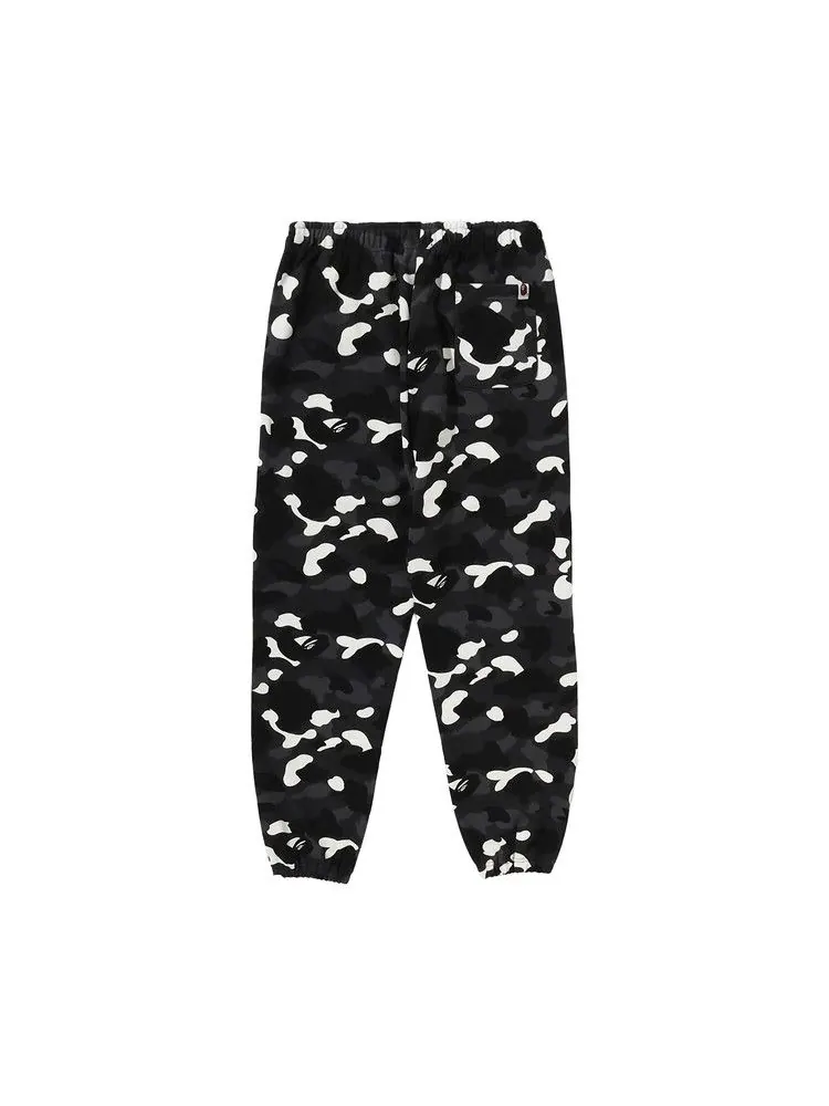 Спортивные брюки BAPE Shark Relaxed Fit Sweatpants — изображение 2 из 3, черный