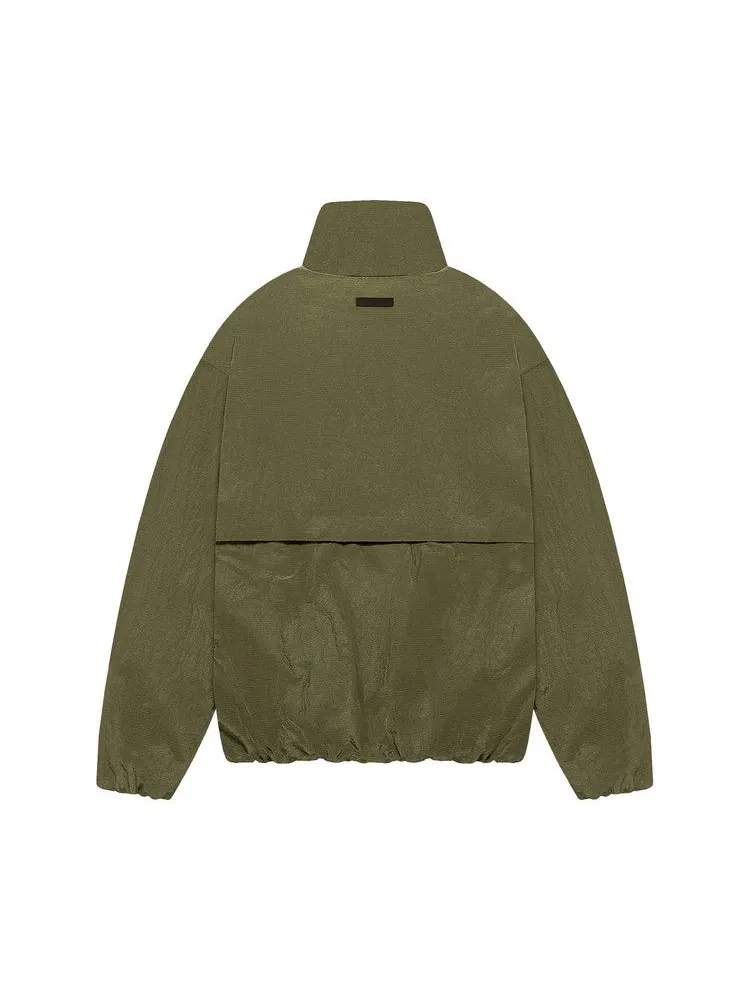 Пуловер Fear of God Essentials Ripstop Halfzip Pullover — изображение 2 из 2, оливковый