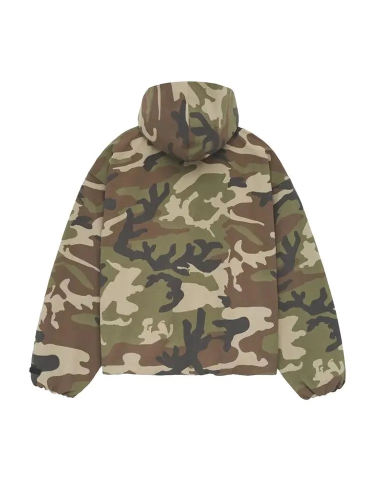 Анорак Fear of God Essentials Military Nylon Hooded Anorak, Woodland Camo — изображение 2 из 2, мульти