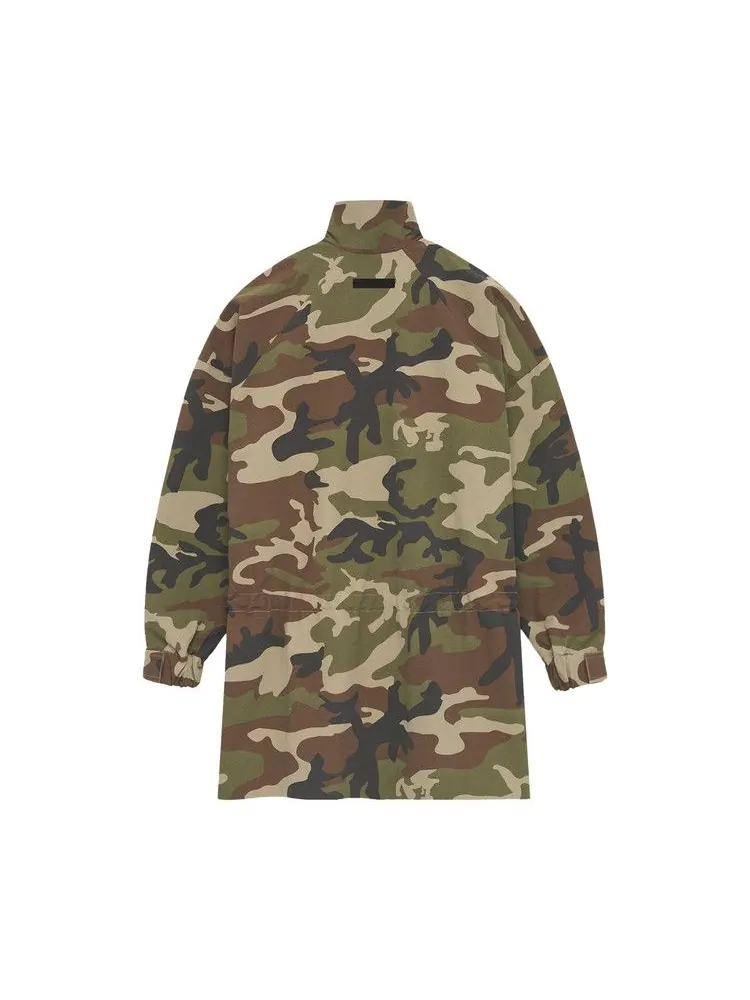 Анорак Fear of God Essentials Military Nylon Mockneck Anorak, Woodland Camo — изображение 2 из 2, мульти