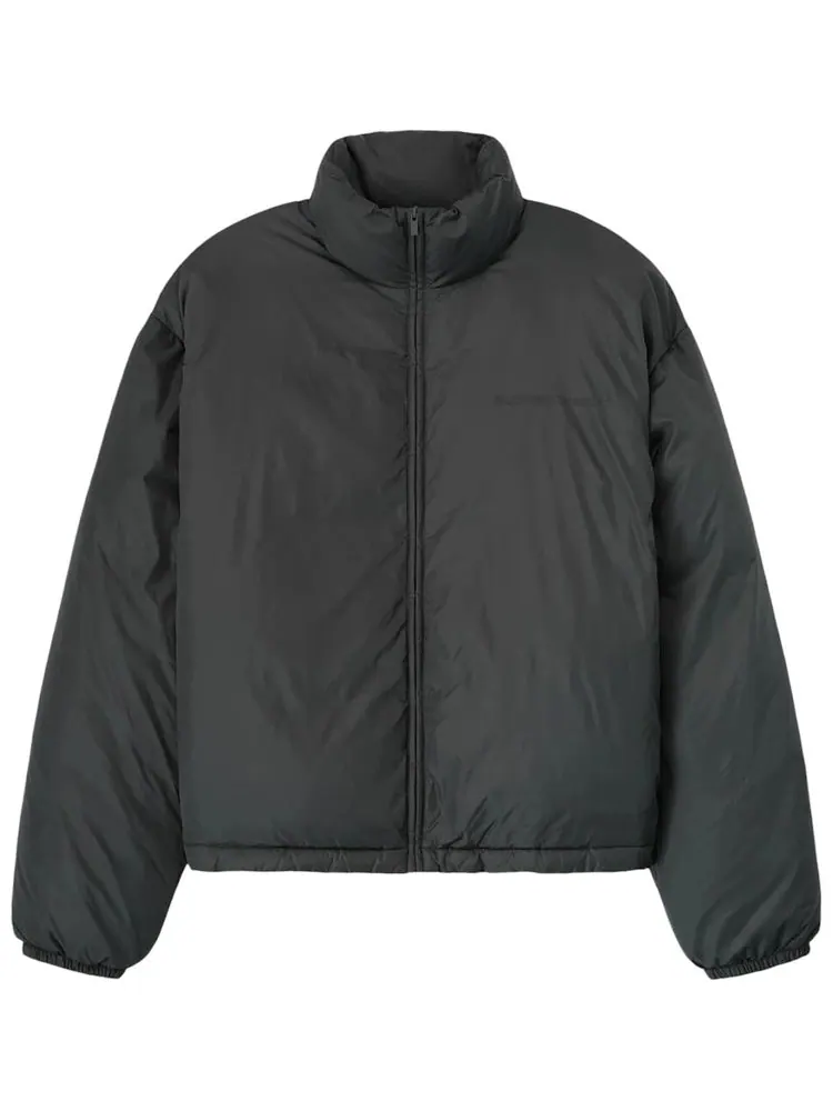 Пуховая нейлоновая куртка Fear of God Essentials — изображение 1 из 1, серый