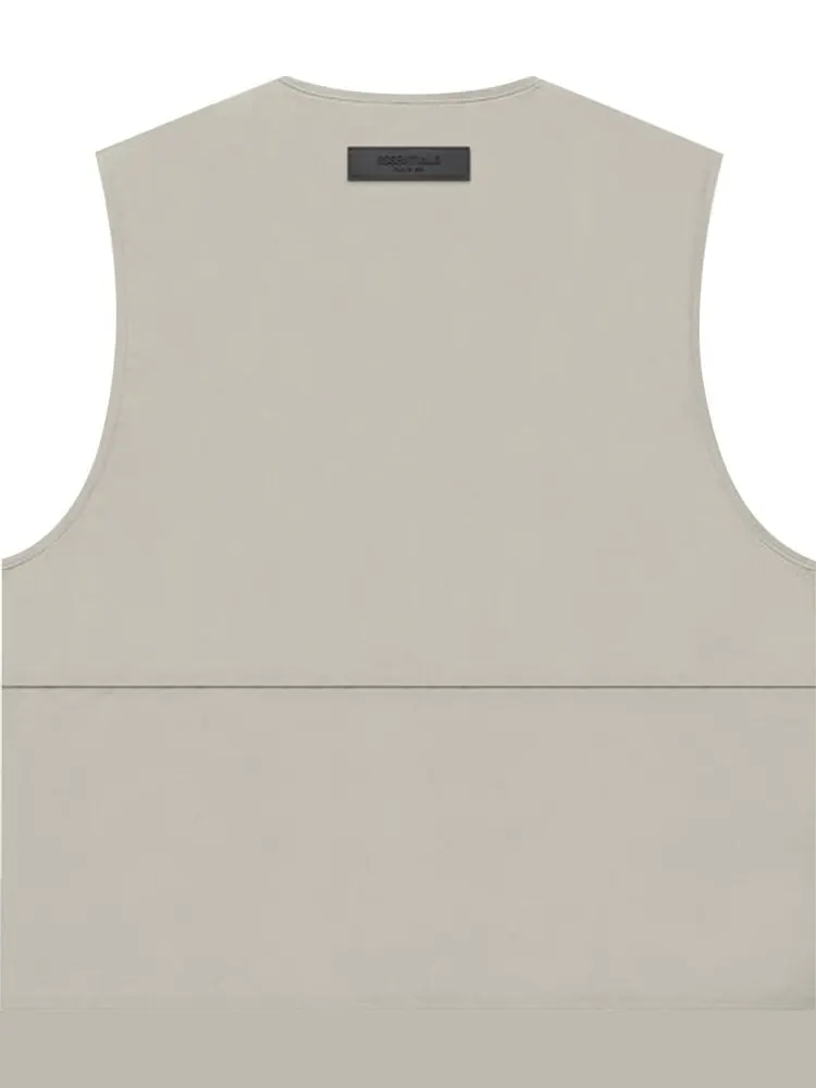 Жилет Fear of God Essentials Vest 'Smoke' — изображение 2 из 2, серый