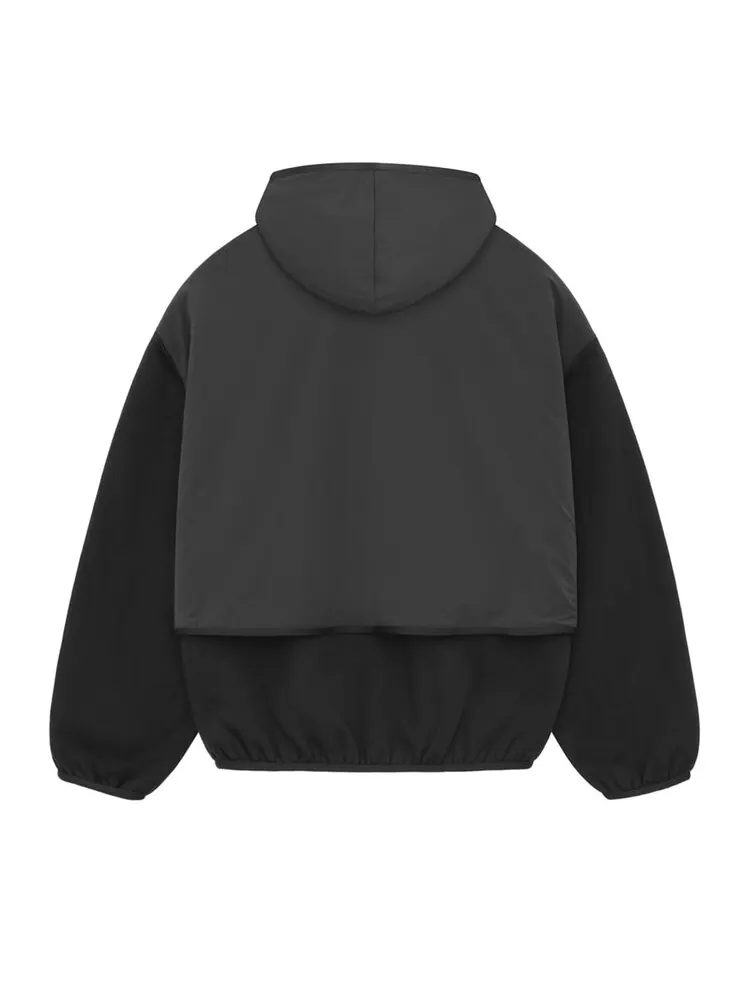 Толстовка Fear Of God Essentials Fear of God Essentials Nylon Fleece Hooded Sweatshirt — изображение 2 из 2, черный