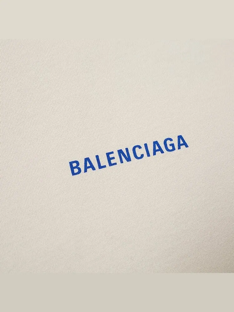 Футболка Balenciaga Badge Logo Tee свободного кроя с логотипом — изображение 2 из 3, белый