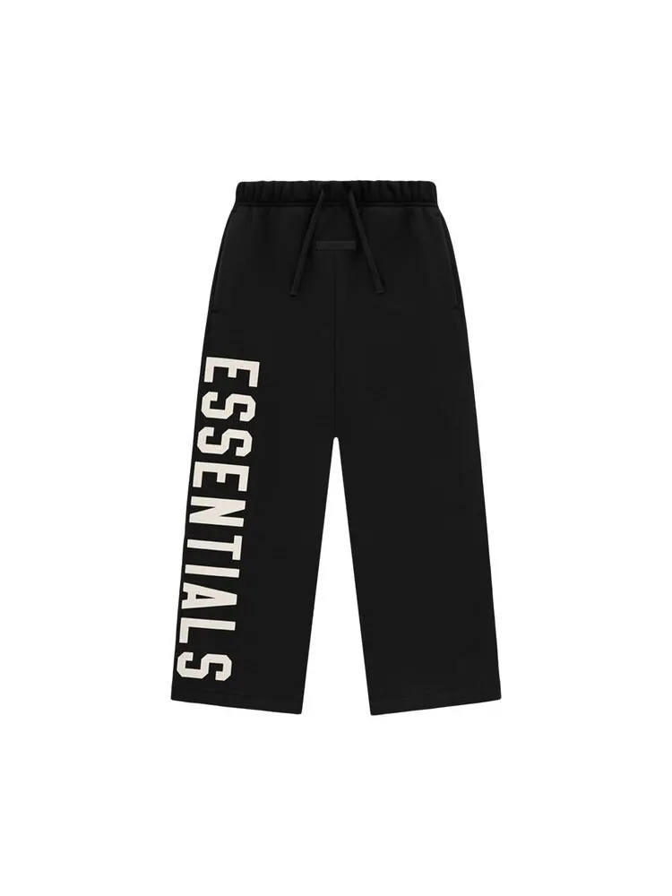 Спортивные брюки Fear of God Essentials Kids Fleece Relaxed Sweatpant Black — изображение 1 из 2, черный