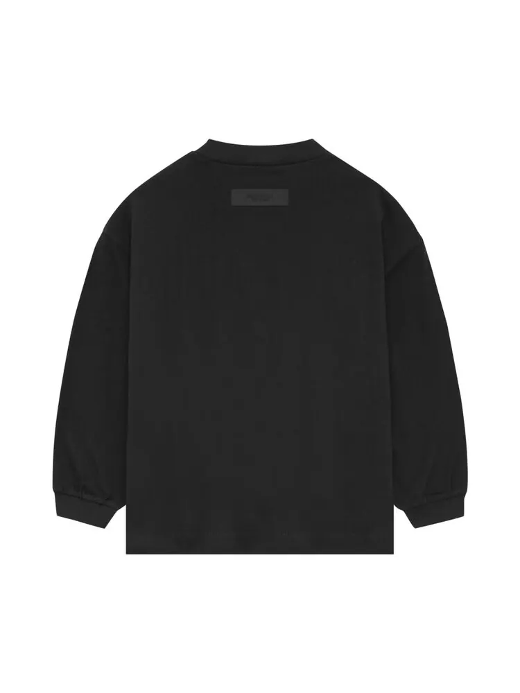 Футболка Fear of God Essentials Kids Long-Sleeve Tee — изображение 2 из 2, черный