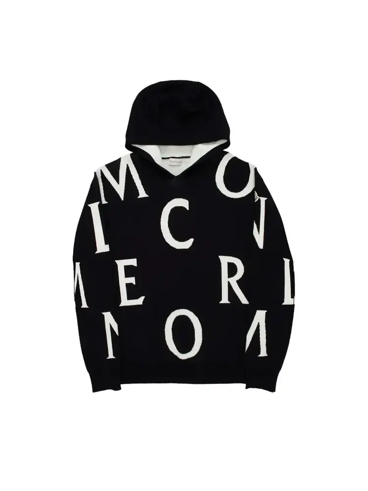 Худи Moncler с разбросанными буквами
