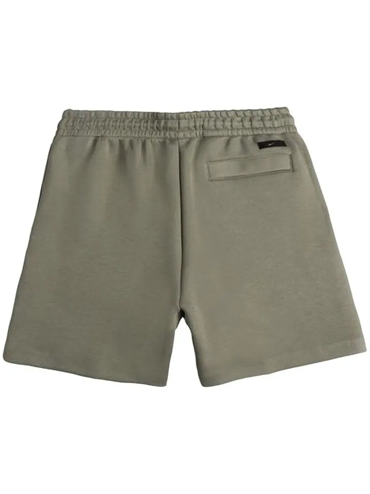 Шорты Nike Sportswear Tech Fleece Reimagined Shorts — изображение 2 из 2, штукатурный