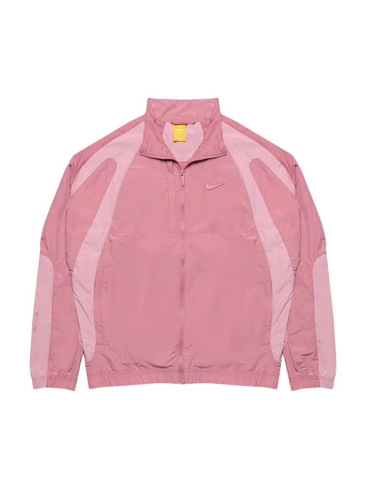 Куртка Nike x NOCTA Nylon Track Jacket 'Desert Berry/Elemental Pink' — изображение 1 из 1, красный