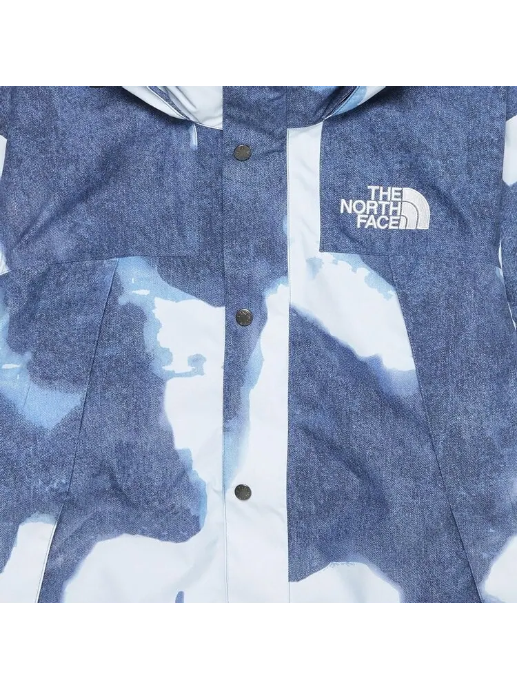 Куртка Supreme x The North Face Bleached Denim Print Mountain Jacket 'Indigo' — изображение 3 из 3, синий