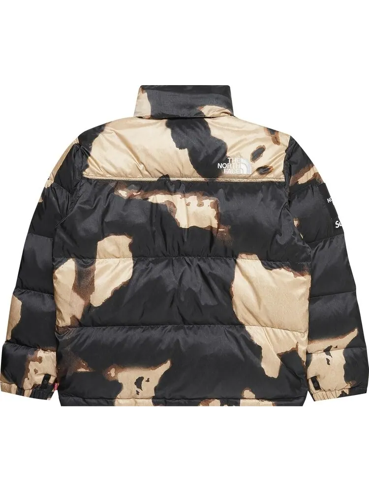 Куртка Supreme x The North Face Bleached Denim Print Nuptse Jacket 'Black' — изображение 2 из 3, черный