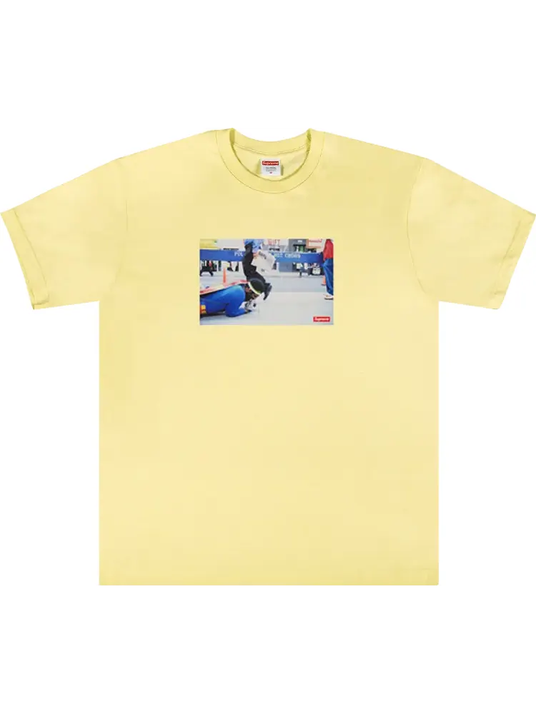 Футболка Supreme x Pope.L Training Crawl Tee 'Pale Yellow' — изображение 1 из 1, желтый