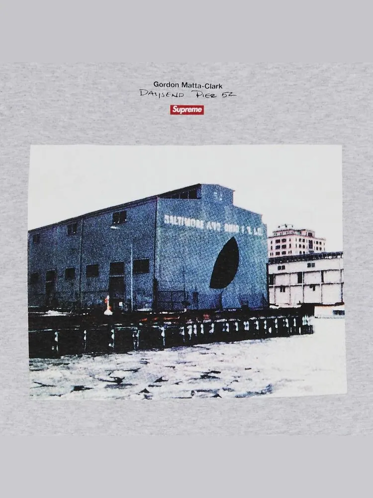 Футболка Supreme Day’s End Tee Ash Grey — изображение 3 из 3, серый