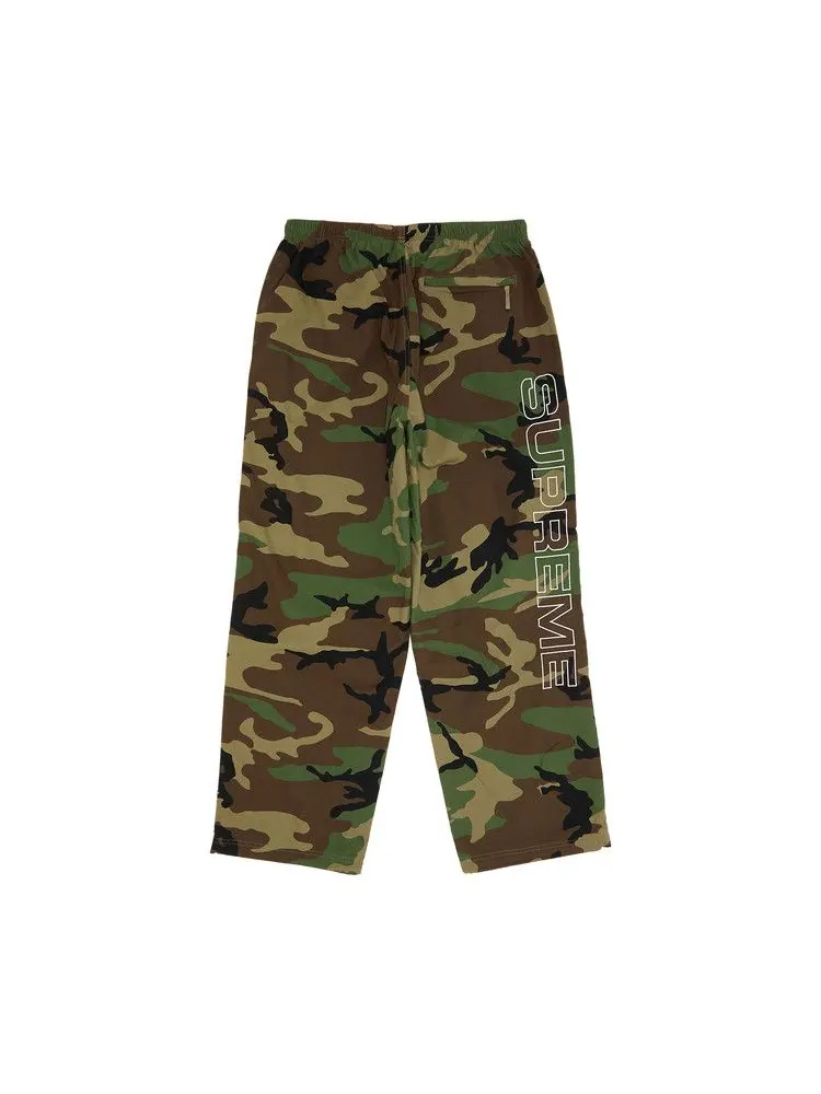 Брюки Supreme Spellout Embroidered Ripstop Track Pant, Woodland Camo — изображение 2 из 3, мульти