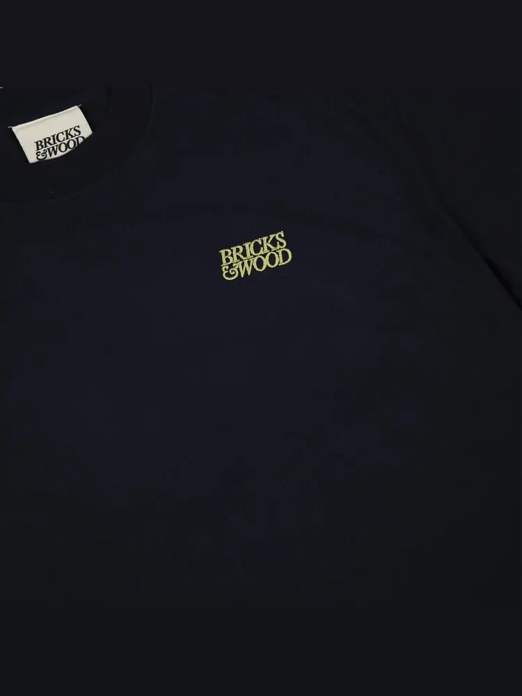 Футболка Bricks & Wood Logo Tee 'Navy' — изображение 2 из 2, синий
