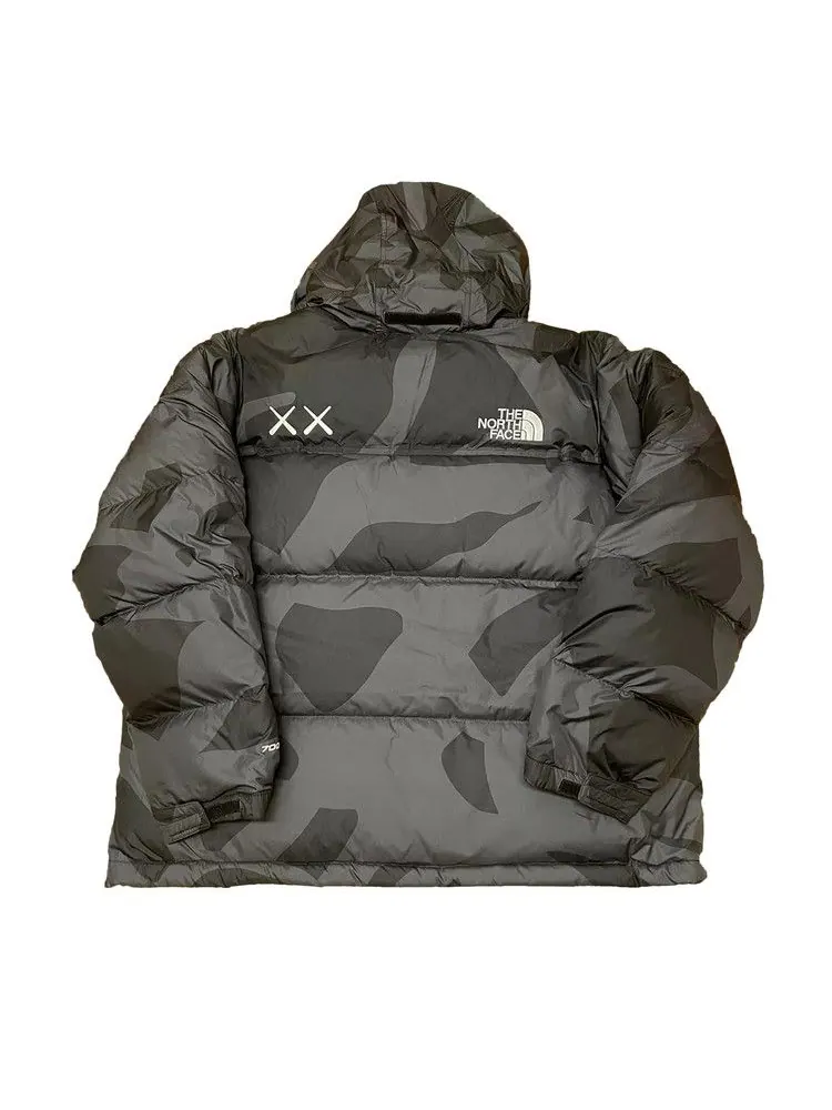 Куртка The North Face x Kaws Retro 1996 Nuptse Jacket — изображение 2 из 2, черный