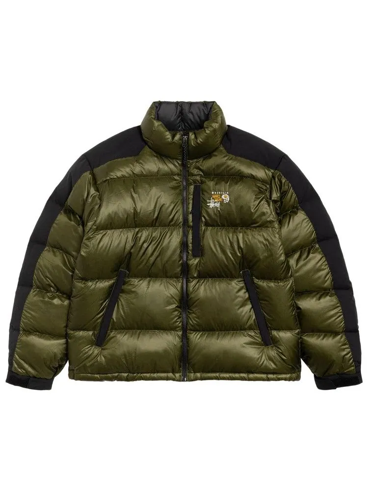Пуховик Stussy x Mountain Hardwear Subzero Down Jacket 'Dark Army' — изображение 1 из 2, зеленый
