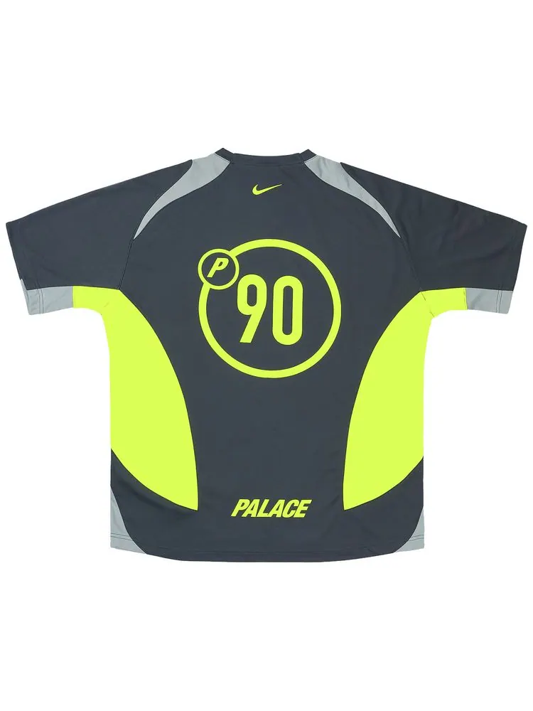 Футболка Palace x Nike Total P90 — изображение 2 из 2, серый