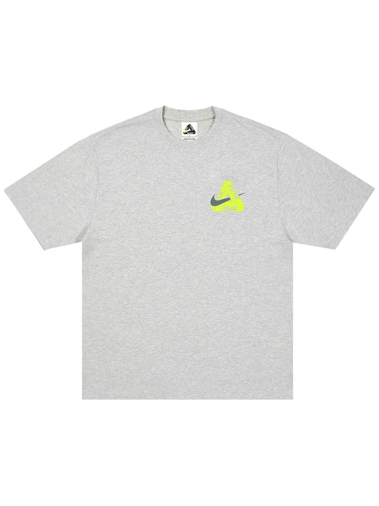 Футболка Palace x Nike Tri Swoosh — изображение 1 из 2, серый