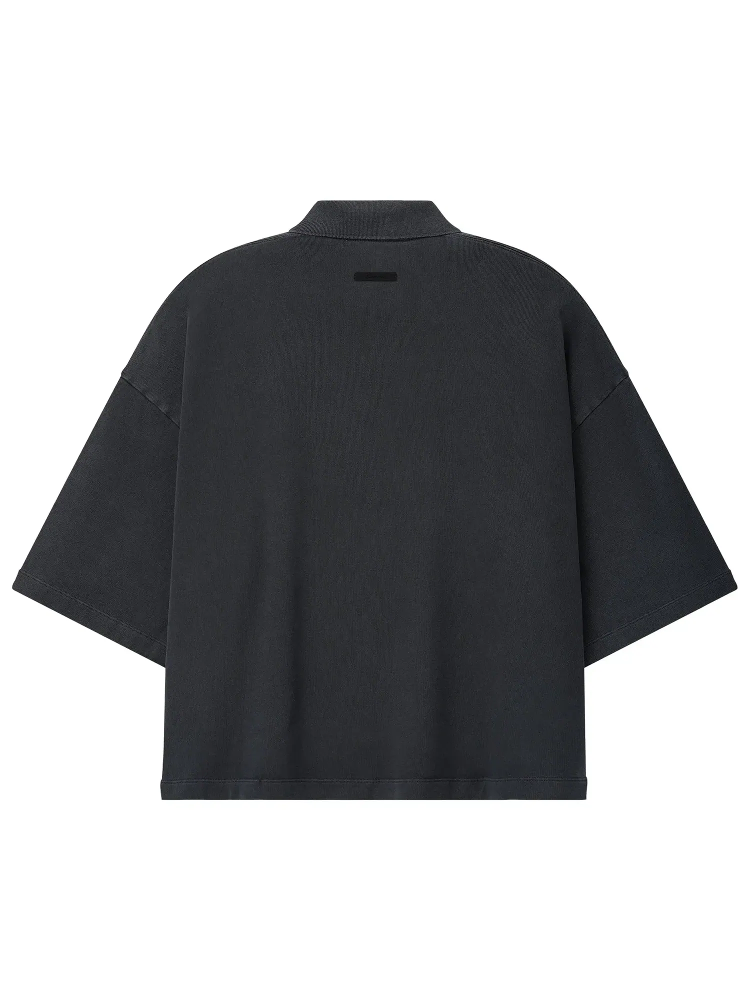 Укороченная рубашка-поло из плотного трикотажа Fear of God Essentials — изображение 2 из 2, серый