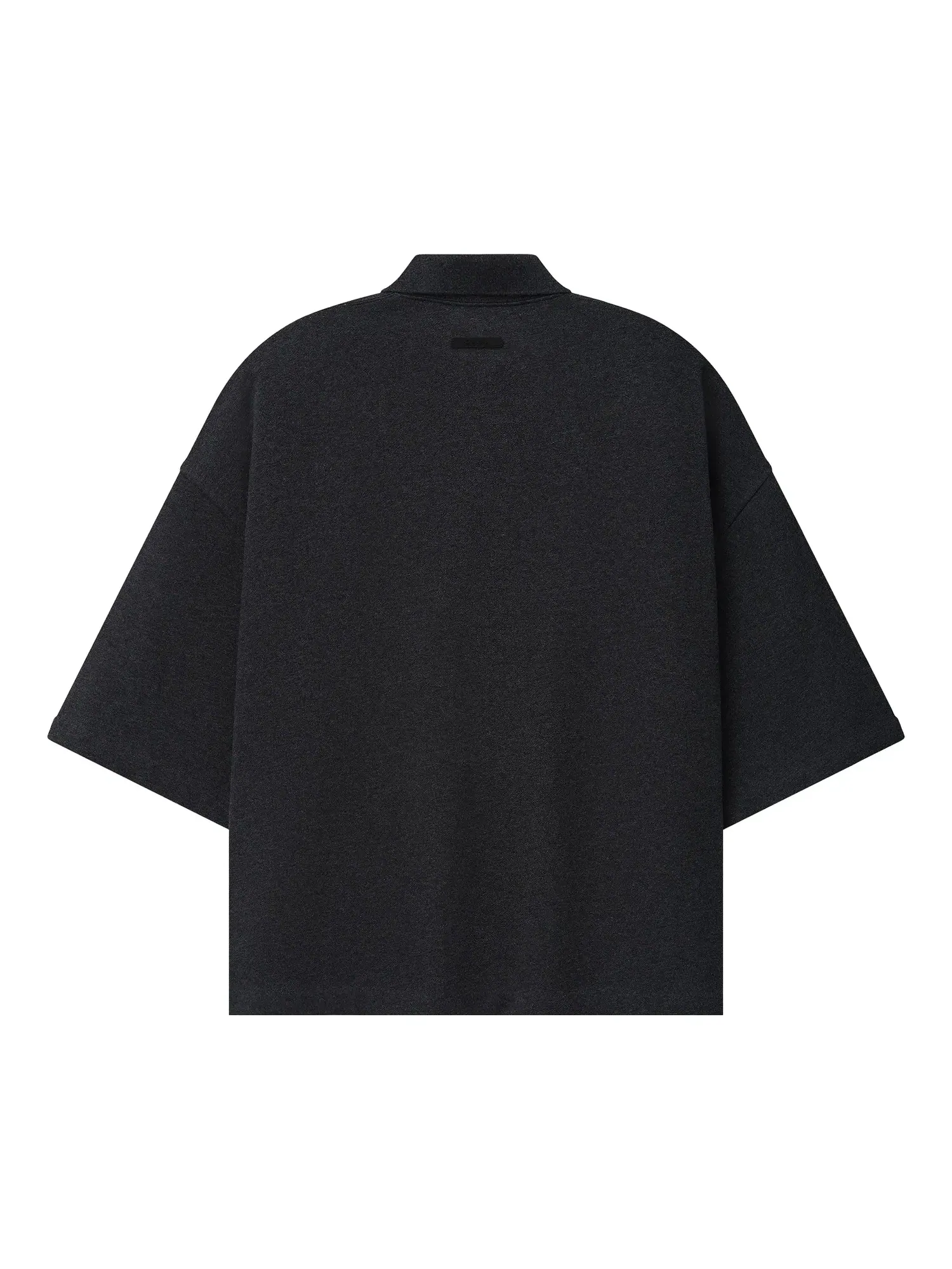 Укороченная рубашка-поло Fear of God Essentials с панелями — изображение 2 из 2, серый