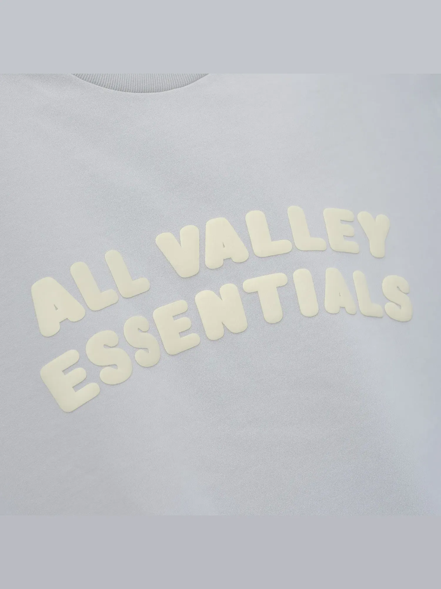 Футболка Fear of God Essentials Merch Tee свободного кроя — изображение 3 из 3, пасмурный