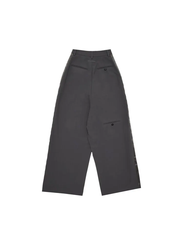 Брюки MM6 Maison Margiela Light Stretch Gabardine Trousers — изображение 2 из 3, серый