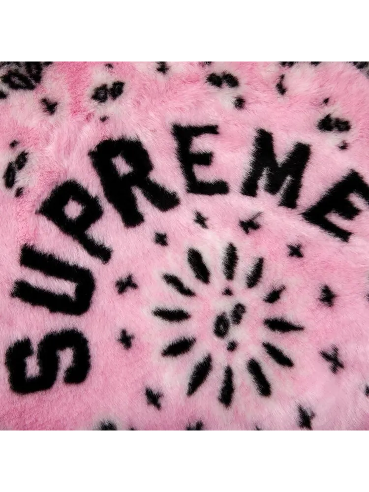 Куртка Supreme Bandana Faux Fur Bomber Jacket 'Pink' — изображение 3 из 3, розовый