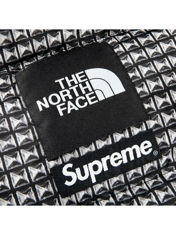 Куртка Supreme x The North Face Studded Nuptse Jacket 'Black' — изображение 2 из 2, черный