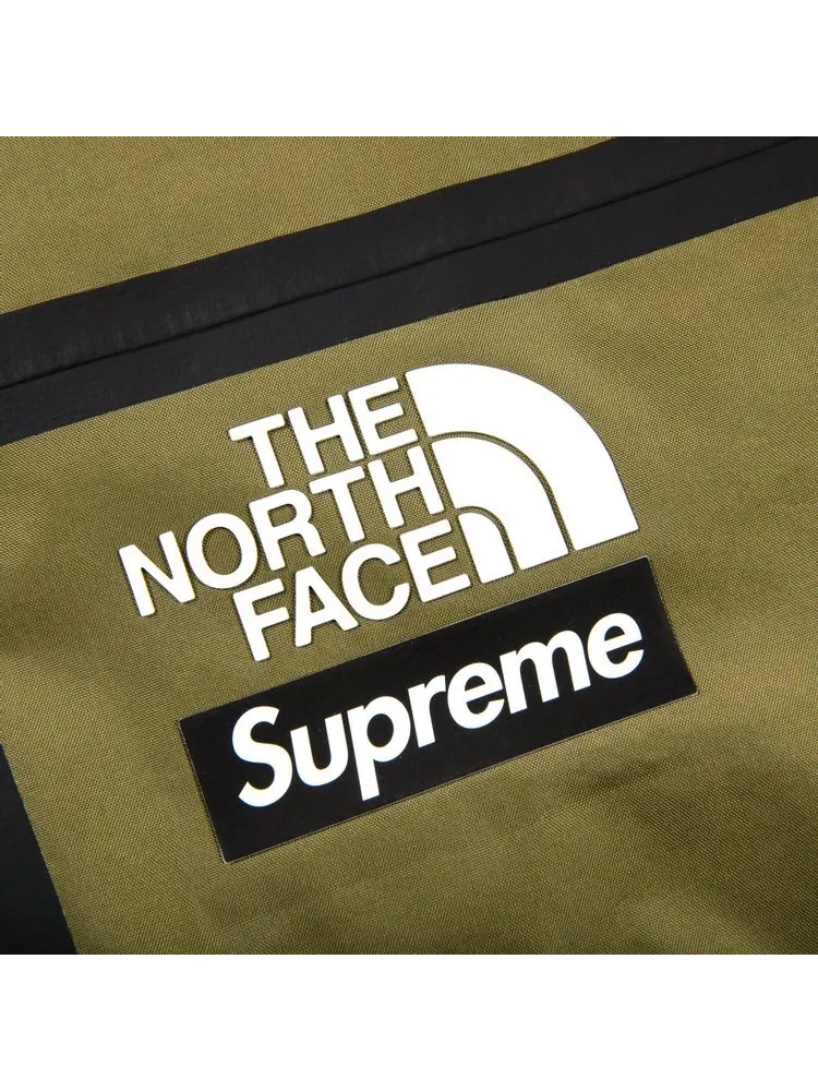 Брюки Supreme x The North Face Summit Series Outer Tape Seam Mountain Pant Olive — изображение 3 из 3, зеленый