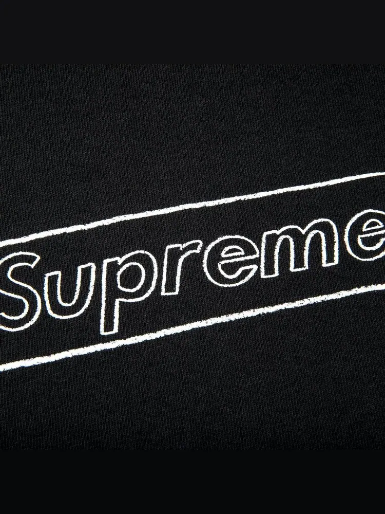 Футболка Supreme x KAWS Chalk Logo Tee 'Black' — изображение 2 из 2, черный