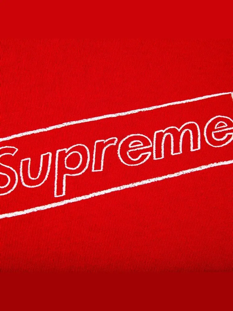 Футболка Supreme x KAWS Chalk Logo Tee 'Red' — изображение 2 из 2, красный