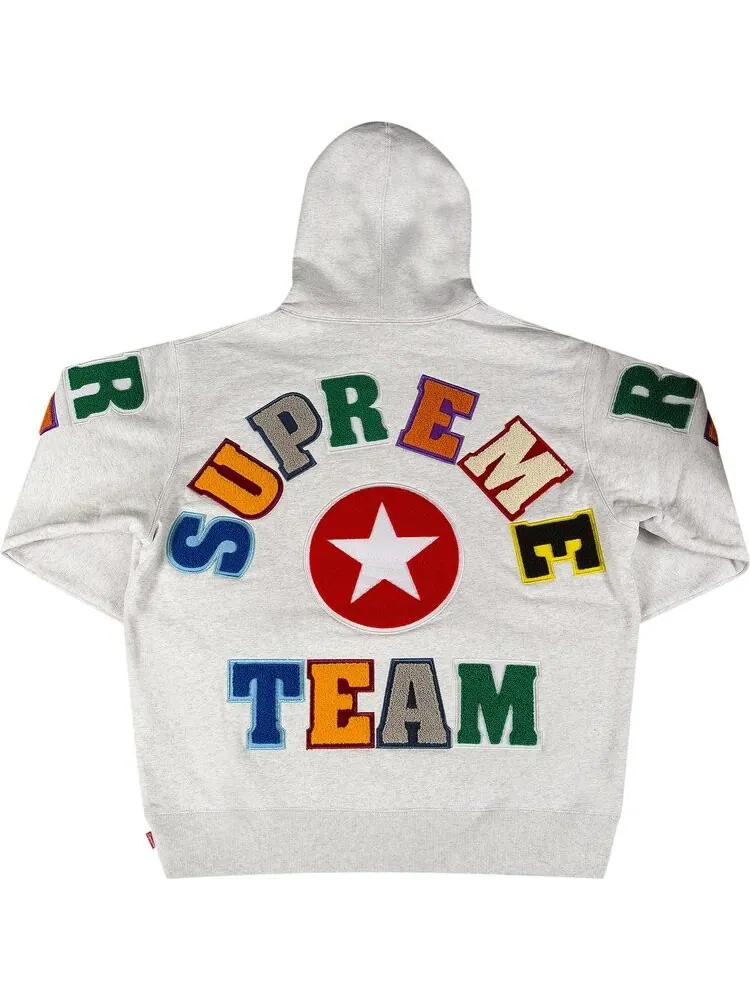 Толстовка Supreme Team Chenille Hooded Sweatshirt 'Ash Grey' — изображение 2 из 3, серый