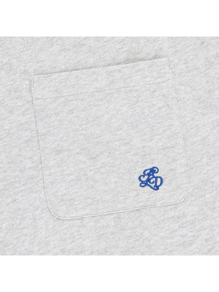 Футболка Aimé Leon Dore Monogram Pocket Tee — изображение 2 из 2, серебристый