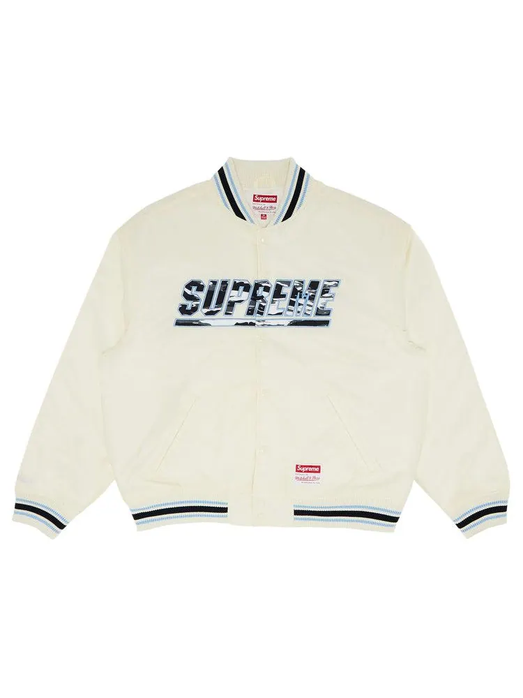 Куртка Supreme x Mitchell & Ness Camo Logo Varsity Jacket — изображение 1 из 3, белый